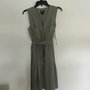DKNY Size 6 Chic Olive Green Sleeveless Dress